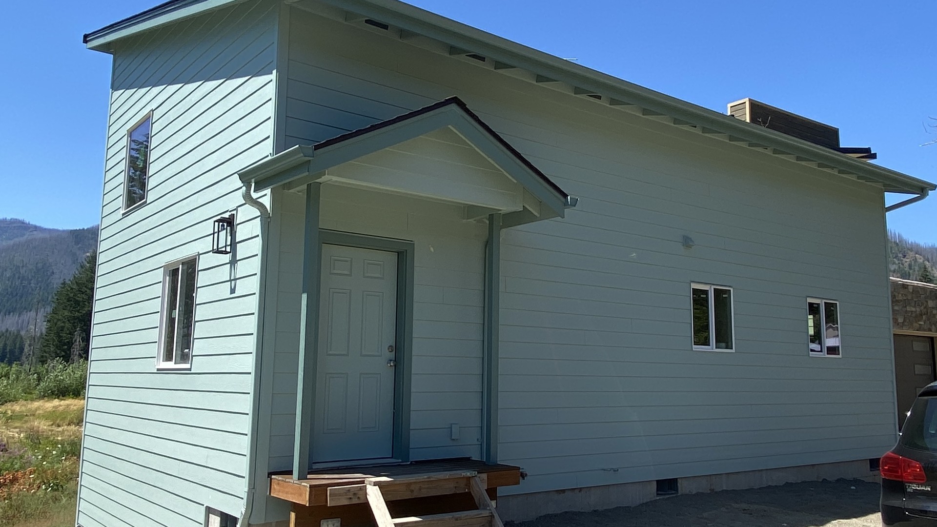 The Boyes family home in Detroit, Oregon, completed