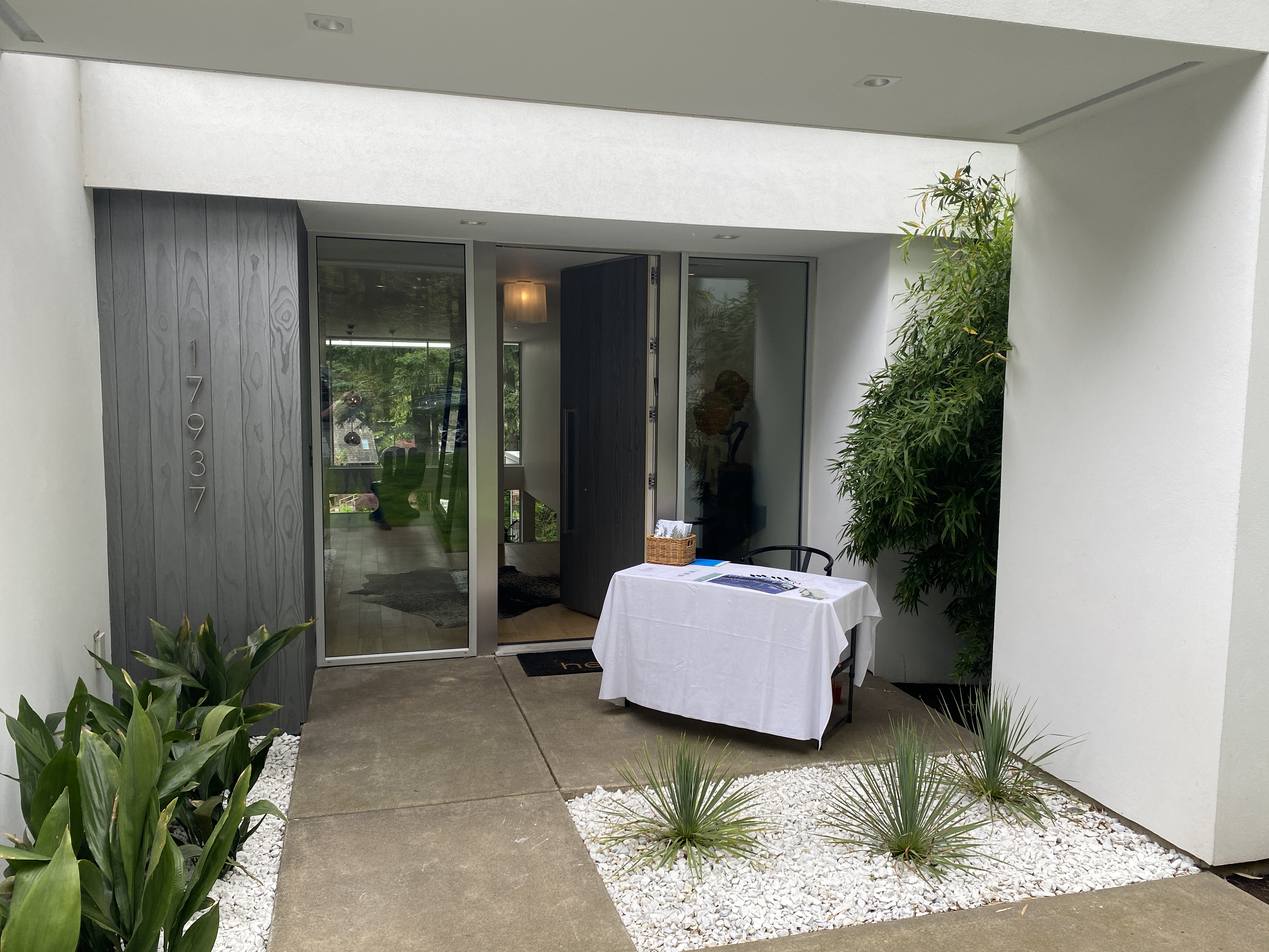 Portland Modern Homes — NWRP volunteers